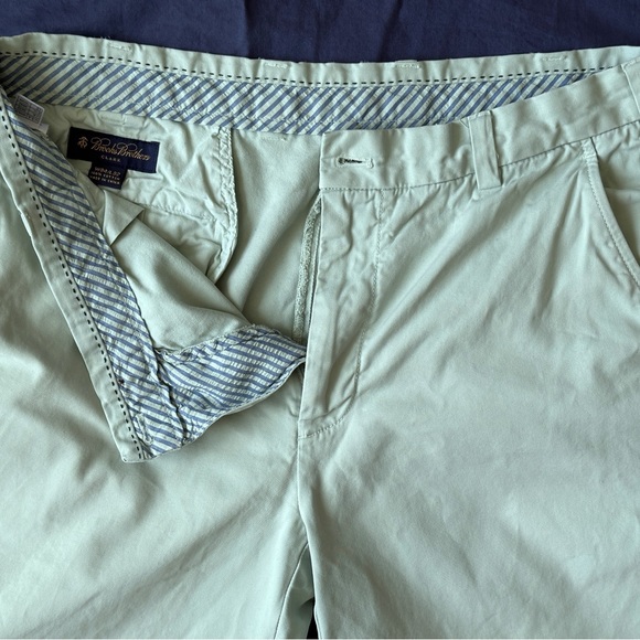 Brooks Brothers Men’s chinos pants 34/32 Sea Foam Green color. - Picture 5 of 5